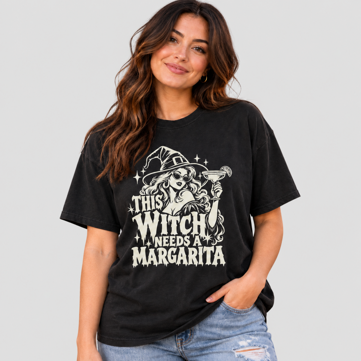This Witch Needs a Margarita Funny Halloween T-Shirt